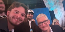 I spent 8 hours in the cold to see Warren Buffett speak. I witnessed his retirement bombshell &mdash; and met Tim Cook and Hillary Clinton.