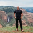 I'm a millennial pastor in Hawaii who started renting out my car to pay for diapers. I made $3 million last year.