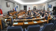 Kryptoaktywa i referendum klimatyczne. Senat przed ważnymi decyzjami