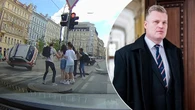 Poseł staranował karetkę. Wcześniej brawurowo jeździł po ulicach