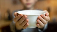 Ważył 14 kg w chwili śmierci. Matka głodziła 11-latka miesiącami