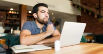 Las cosas que no debes hacer en la 'compu' de la empresa
