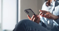¿Tu WhatsApp ocupa mucho espacio? Así puedes borrar archivos ocultos