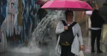 Activan alerta roja por lluvias en Iztapalapa; cierran estaciones de Línea A del Metro
