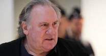 Tribunal francés declara culpable a Gérard Depardieu de agresión sexual