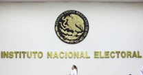 INE pide a institutos locales pagar parte del costo de capacitación electoral