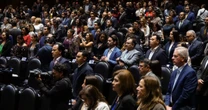 Diputados reciben iniciativas de reformas a aduanas y sobre comercio exterior