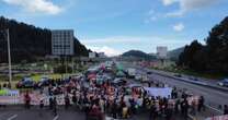 ¿Por qué bloquean la carretera México-Toluca? Cierre causa tráfico y caos