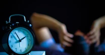 ¿No puedes dormir? Aquí te van cinco tips para conciliar el sueño (y sin tomar medicamentos)