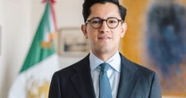 Sheinbaum propone a Roberto Velasco al frente de América del Norte en SRE