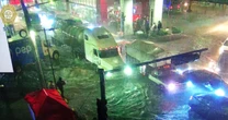 Lluvias en CDMX generan caos; Metro detiene servicio en varias estaciones