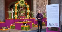 Sheinbaum dedica ofrenda de Día de Muertos en Palacio a las mujeres indígenas