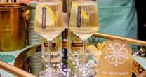 En verano, así es como se vive una escapada deliciosa al estilo St~Germain