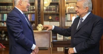 AMLO teme que “El Mayo” Zambada hable, revela el exembajador Ken Salazar en libro