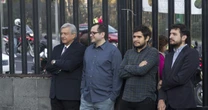 Tramitan amparos para hijos de AMLO; abogado se deslinda