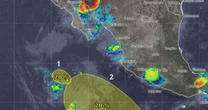 Onda tropical número 10 se acerca a la Península de Yucatán
