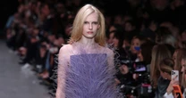 Plumas a base de plantas, la nueva alternativa vegana de Stella McCartney