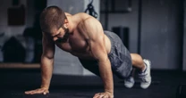 ¿Ir diario al gimnasio? Así puedes dividir tus entrenamientos y trabajar todo el cuerpo
