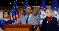 Congresistas hispanos en EU se pronuncian contra impuestos a remesas