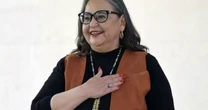 Exministra Piña recibe premio internacional "a la independencia judicial"