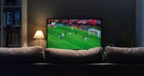 Fox Corporation compra a Caliente TV para fortalecer su apuesta deportiva