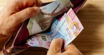 ¿Qué estamos dejando de comprar para poder vivir mejor?