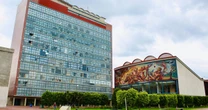 UNAM le copia al IPN y aplica por primera vez examen de licenciatura en línea para SUAyED 2025