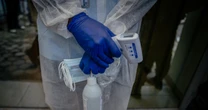 México emite alerta de viajes ante posibles casos de ébola