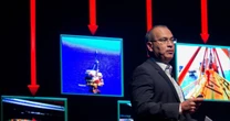 Carlos Treviño, exdirector de Pemex, está detenido en EU, informa Sheinbaum