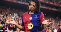 El delantero francés Jules Koundé renueva con el Barcelona hasta 2030