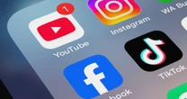 Reino Unido prohibirá las redes sociales a menores de 16 años, como resultado de una consulta ciudadana