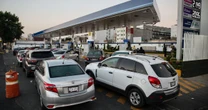 De pipas y ductos: cómo se vivió el desabasto de gasolina que paralizó la CDMX en 2019