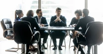 De controles de papel a controles vivos: estrategias para salvaguardar su legado empresarial
