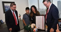 ¡Ya es oficial! El Pato Merlín consigue su registro ante el IMPI