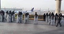 Despliegan operativo en inmediaciones del AICM ante protestas de la CNTE