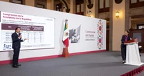 Gobierno congela y disminuye la edad de jubilación de los maestros