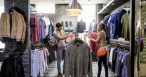 ¿Por qué no puedes dejar de comprar con música alta en las tiendas?