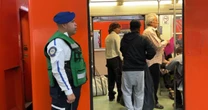 La CDMX busca tipificar “pinchazos” en el Metro; propone de 5 a 7 años de cárcel