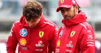 "Hablen menos y conduzcan más", dice jefe de Ferrari a Hamilton y Leclerc