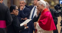 El Gobierno de Sheinbaum invita al papa León XIV a visitar México