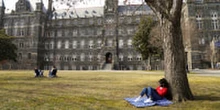 U.S. eases COVID-19 restrictions on Chinese students