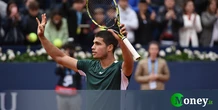 Battuta d’arresto per Carlos Alcaraz. Il tennista perde quasi la metà del montepremi del Roland Garros