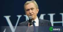 Bernard Arnault subisce un duro colpo, la sua famiglia non è più la più ricca di Francia