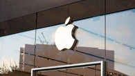 Azioni Apple sotto pressione, colpa dell’AI. Le nuove previsioni degli analisti