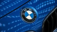 Perché le azioni BMW sono crollate oggi in borsa? Le previsioni degli analisti