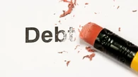 3.283 miliardi di debiti contro 482 di attività. Così lo Stato centrale distrugge la ricchezza degli italiani