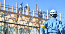 「資材が入ってこない」建設現場で異変続出…“ガテン系社長”が語る中東情勢悪化のリアル