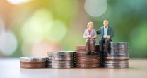 年金受給者500人に聞いた！「老後の勝ち組」はどう収入を得ているのか