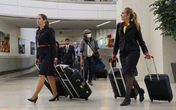 Thousands of flight attendants to hold nationwide pickets amid contract negotiations