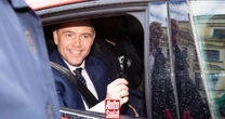 Dzisiaj Karol Nawrocki wymieni stare Twingo na opancerzonego Maybacha